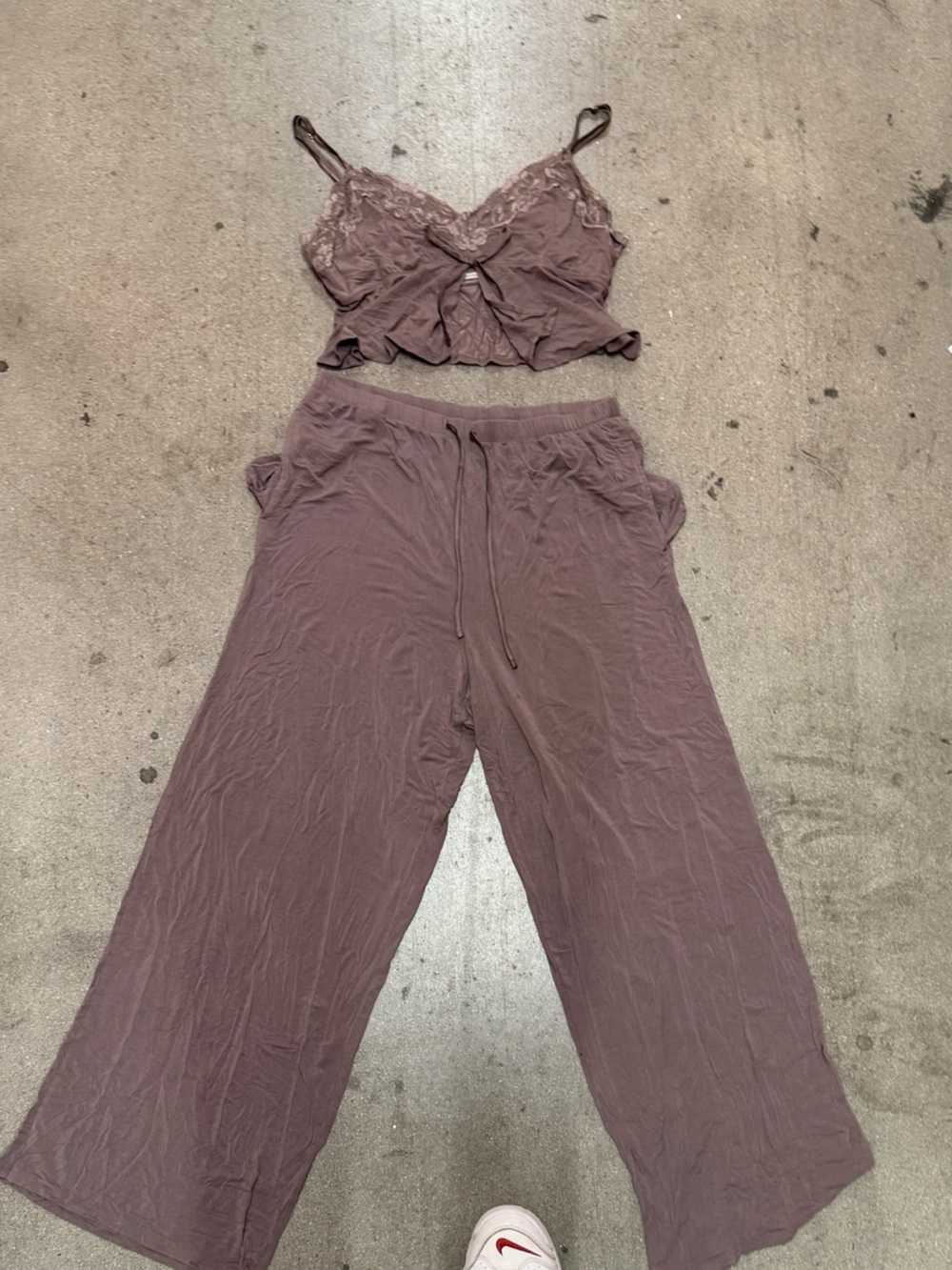 Victoria's Secret PAJAMA SET Wide-Leg Drawstring Pants and Top in Mauve